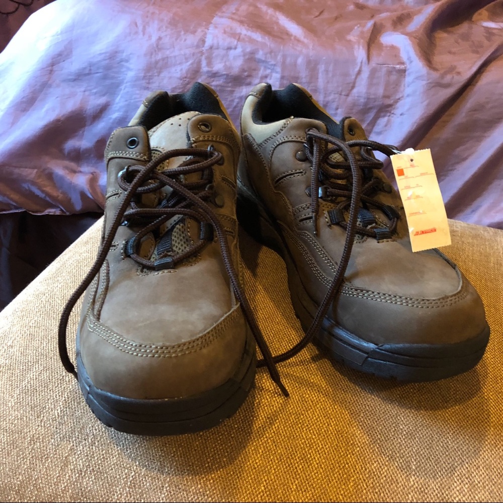 Outland Men’s Leather Shoes